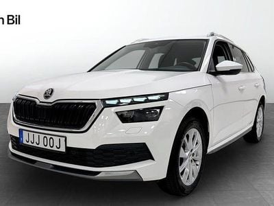 Vit Begagnad 2022 Skoda Kamiq Style SUV | 234 900 kr (Marknadspris)