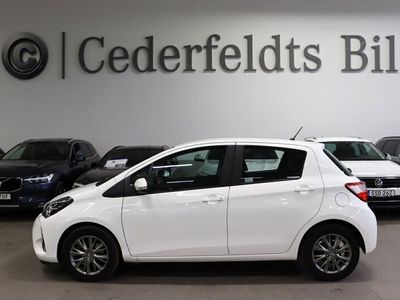 begagnad Toyota Yaris 1.5 VVT-iE BACKKAMERA FULLSERVAD 2019, Halvkombi