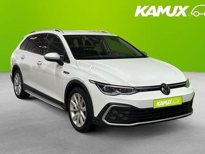 Begagnad VW Golf Alltrack 190 HK (139 kW) 2022 Vit Kombi