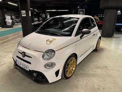Begagnad Abarth 595 165 HK (121 kW) 2021 Gara white Halvkombi