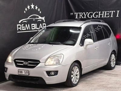 Silver Begagnad 2009 Kia Carens Minibuss | 59 800 kr (Dyr)