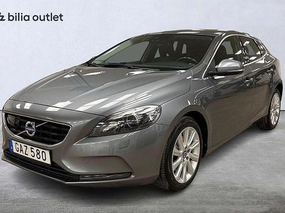 Grå Begagnad 2015 Volvo V40 Momentum Halvkombi | 169 900 kr (Lite dyr)
