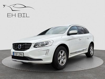 Begagnad Volvo XC60 Summum 150 HK (110 kW) 2016 Vit SUV