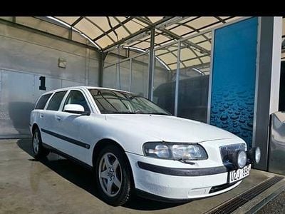Begagnad 2004 Volvo V70 Kombi | 38 000 kr (Marknadspris)