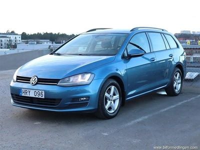 Blå samma som bilen Begagnad 2013 VW Golf VII S Kombi | 89 500 kr (Marknadspris)