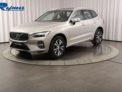 Silver Begagnad 2022 Volvo XC60 Core SUV | 439 900 kr (Bra pris)