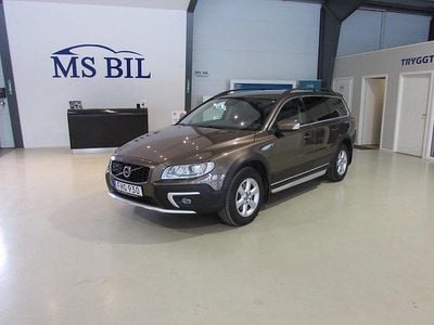 Begagnad Volvo XC70 Standard 181 HK (133 kW) 2015 Brun Kombi