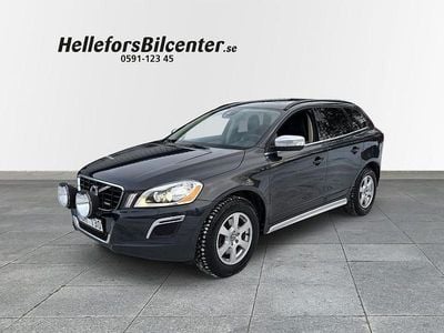 Grå Begagnad 2012 Volvo XC60 R-Design SUV | 149 500 kr (Marknadspris)