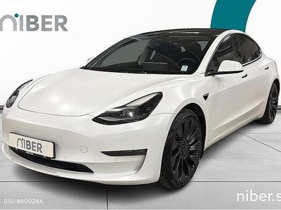 Begagnad Tesla Model 3 Performance 461 kW (627 HK) 2022 Vit Sedan