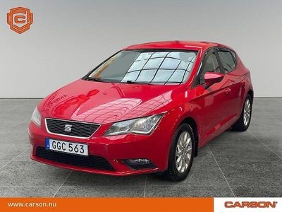 Begagnad Seat Leon Style 105 HK (77 kW) 2014 Röd Halvkombi