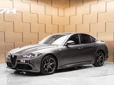 Grigio vesuvio metallic Begagnad 2024 Alfa Romeo Giulia Quadrifoglio Sedan | 899 000 kr