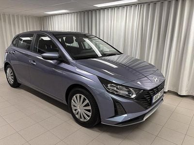 Blå Begagnad 2023 Hyundai i20 Halvkombi | 189 000 kr (Marknadspris)
