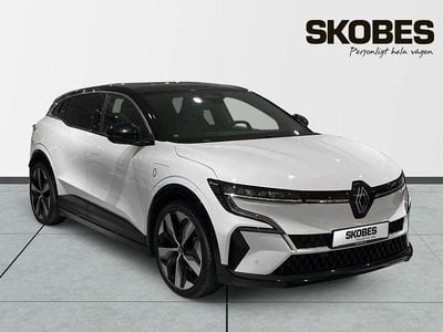Vit Begagnad 2023 Renault Mégane IV | 329 600 kr