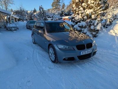 Space gray Begagnad 2009 BMW 325 M Sport Kombi | 120 000 kr (Lite dyr)