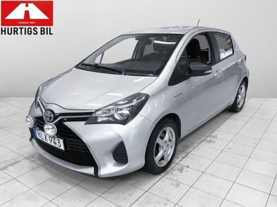 begagnad Toyota Yaris Hybrid e-CVT Euro 6