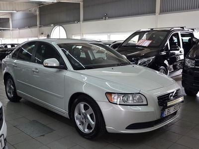 begagnad Volvo S40 D2 (115hk) Årsskatt:1259kr / Låga Mil