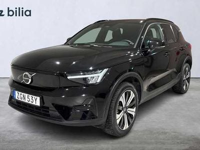 Svart Begagnad 2022 Volvo XC40 Core SUV | 329 000 kr (Superpris)