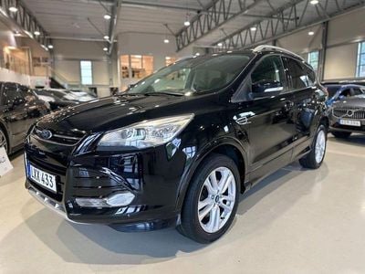 Svart Begagnad 2015 Ford Kuga Titanium X SUV | 134 900 kr (Marknadspris)