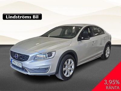 Silver Begagnad 2016 Volvo S60 CC Summum Sedan | 229 900 kr (Marknadspris)