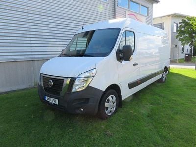 Nissan NV400