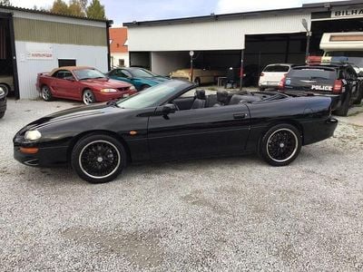 Svart Begagnad 2000 Chevrolet Camaro Cab | 89 000 kr