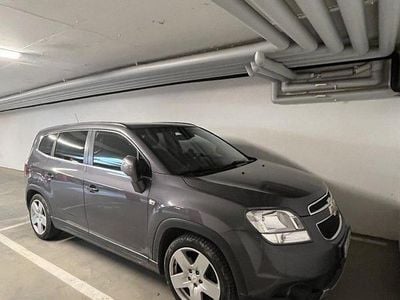 Grå Begagnad 2013 Chevrolet Orlando Minibuss | 62 900 kr