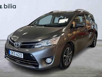 Begagnad Toyota Verso 2017 Grå Minibuss
