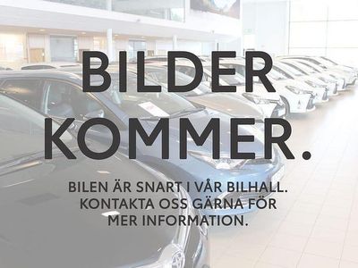 Svart Begagnad 2023 Toyota Yaris Hybrid Active Halvkombi | 219 900 kr (Marknadspris)
