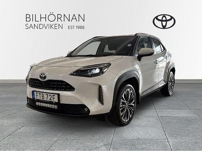 Vit Begagnad 2024 Toyota Yaris Cross Style SUV | 339 900 kr (Marknadspris)