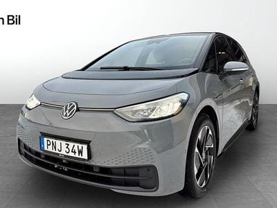 Grå Begagnad 2023 VW ID.3 Pro Performance Halvkombi | 289 900 kr (Marknadspris)