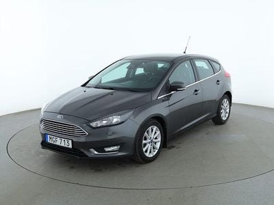 Grå Begagnad 2015 Ford Focus Titanium Halvkombi | 107 000 kr (Marknadspris)