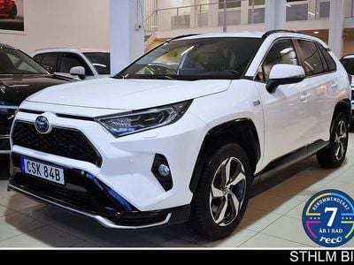 Vit Begagnad 2021 Toyota RAV4 Edition | 389 000 kr (Marknadspris)