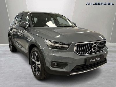 Grå Begagnad 2021 Volvo XC40 Inscription SUV | 339 500 kr (Marknadspris)