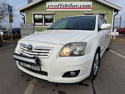 Begagnad Toyota Avensis 126 HK (92 kW) 2008 Vit Kombi