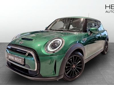 Begagnad Mini Cooper SE 135 kW (184 HK) 2022 Grön Halvkombi