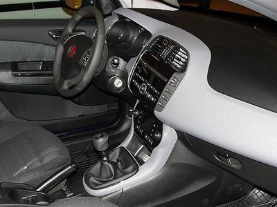 begagnad Fiat Bravo 1.6 MJT 105 Dynamic Sedan 2011