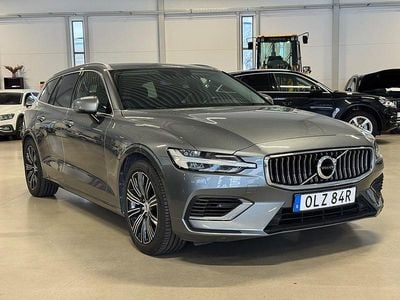 Begagnad Volvo V60 340 HK (250 kW) 2021 Grå Kombi