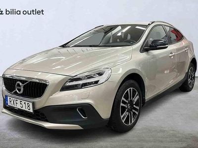 Begagnad Volvo V40 2018 Brun Halvkombi