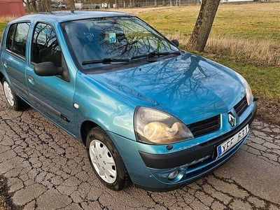 begagnad Renault Clio 1.2 Automat. Kamrem är bytt. Svensksåld, Lågmil