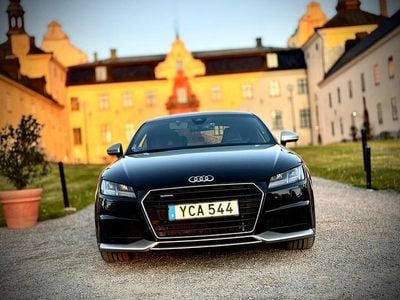 Begagnad Audi TT S-Line 230 HK (169 kW) 2017 Sportkupé