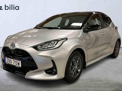 Ny Toyota Yaris Hybrid 2025 Silver Halvkombi