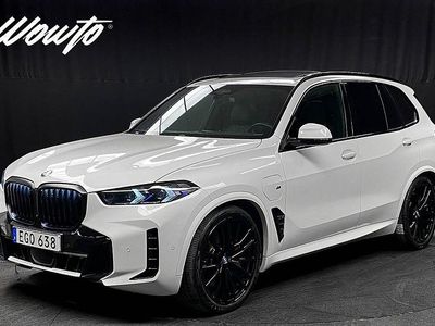 Vit Begagnad 2023 BMW X5 Comfort Edition SUV | 939 800 kr (Dyr)