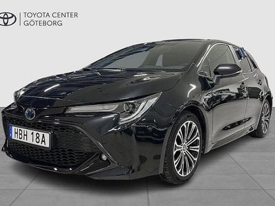 Svart Begagnad 2019 Toyota Corolla Hybrid Style Halvkombi | 239 900 kr (Marknadspris)
