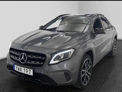 Mercedes GLA200