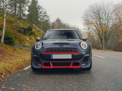 Begagnad 2020 Mini John Cooper Works Halvkombi | 395 000 kr