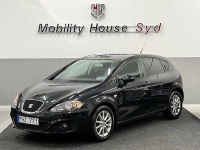 Begagnad Seat Leon Style 105 HK (77 kW) 2011 Svart Halvkombi