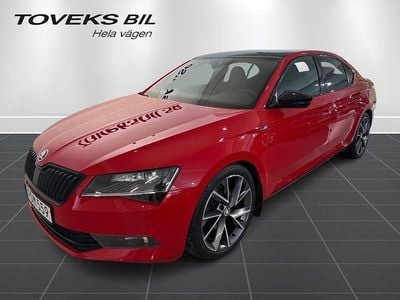 Begagnad Skoda Superb 190 HK (139 kW) 2017 Röd