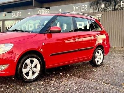Röd Begagnad 2012 Skoda Fabia Kombi | 29 900 kr (Superpris)