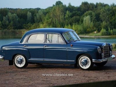 Begagnad Mercedes 190 90 HK (66 kW) 1960 Blå Sedan
