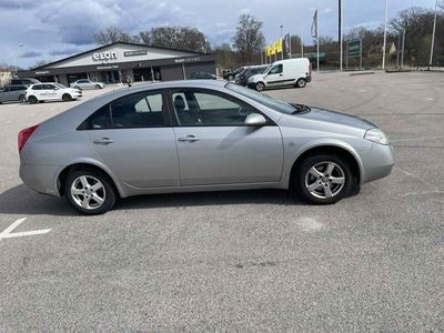 begagnad Nissan Primera Hatch 1.8